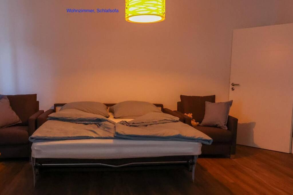 Freundliche Wohnung Mit Parkplatz Und Terrasse Нойбранденбург Экстерьер фото